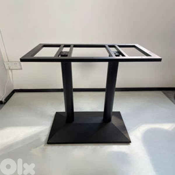 Restaurant table base 2