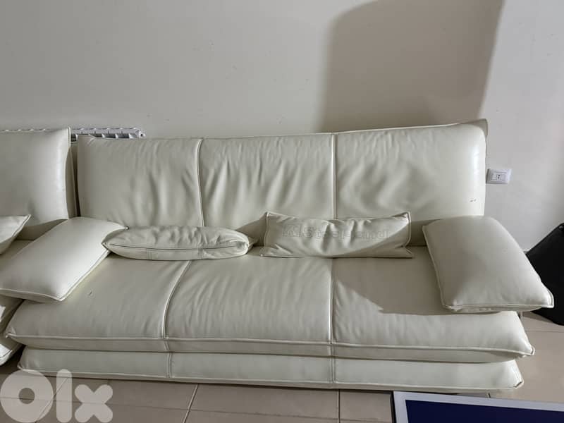 Exclusive Italian Leather Sofa - Like New! 1