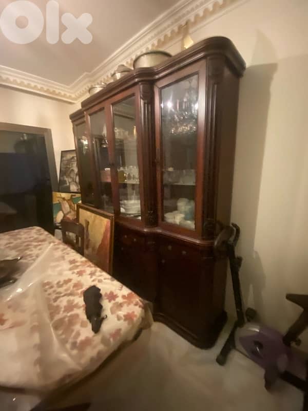 full dining room table 8 chairs and big closet 1