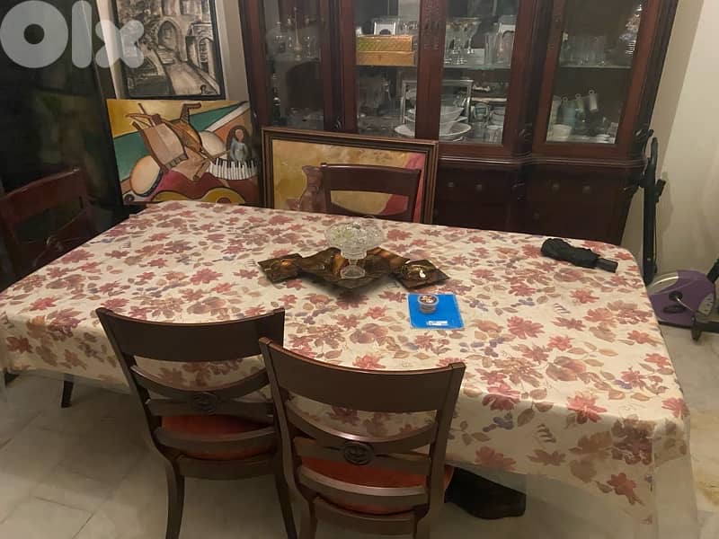 full dining room table 8 chairs and big closet 4
