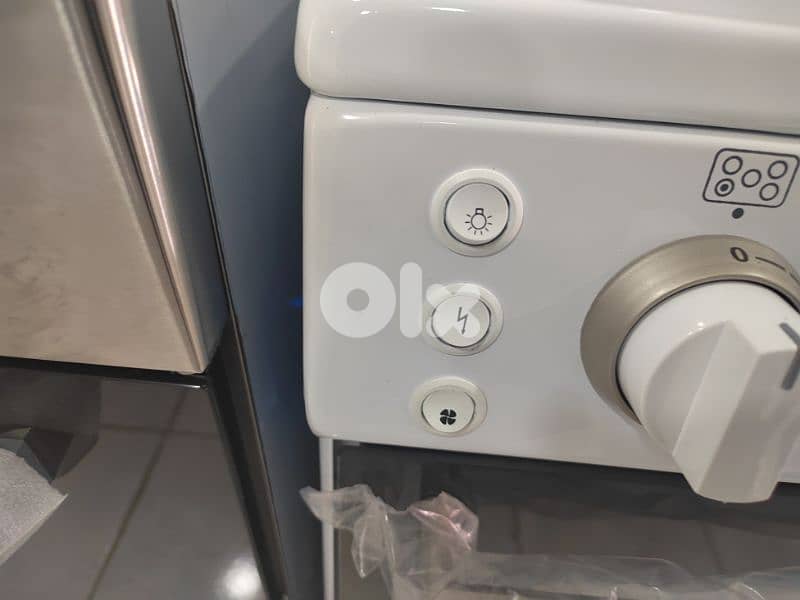 AGA cooker 90x60 cm white فرن غاز ابيض ٩٠ سنتم 3