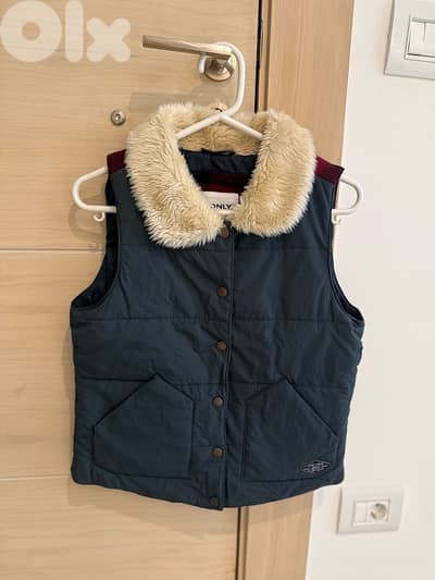 a unique gilet like new size s