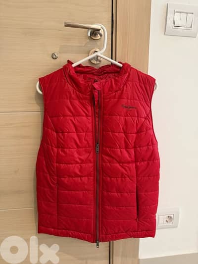 pepe jeans red gilet from paris, new size m