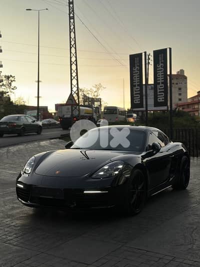 Porsche Cayman S 2017 !!!! 25,000 KM ONLY
