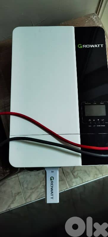 Growatt hybrid inveter 5 KW. 1