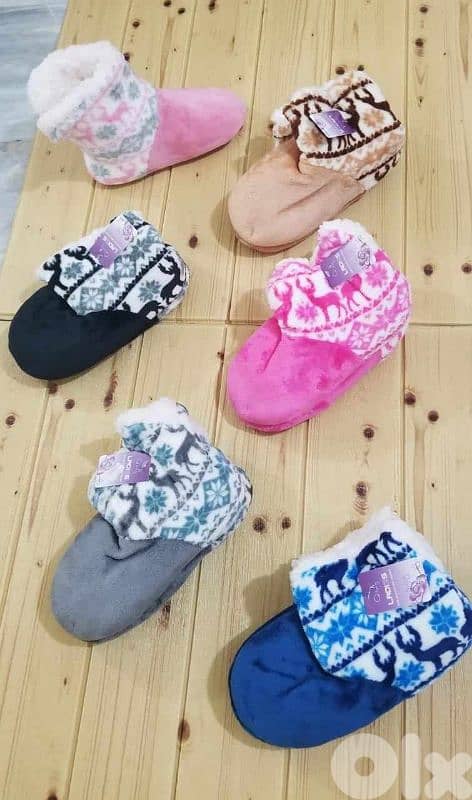 للبيع نسائي بيجامات + كولونات+ تياب داخلية  بسعر مغري للتواصل 70133418 1