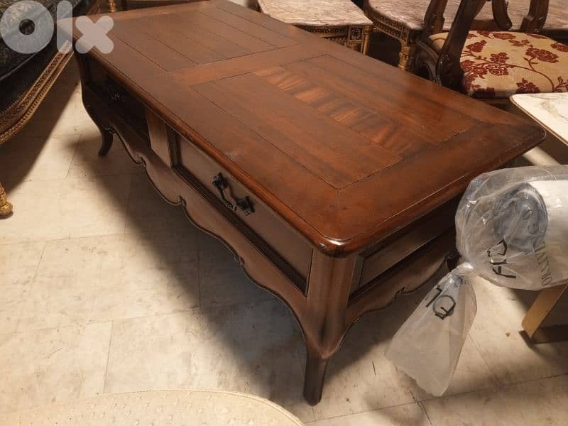 Mahogany coffee table 2