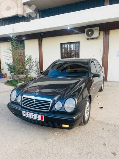 مرسيدس بنز أيه كلاس 1996