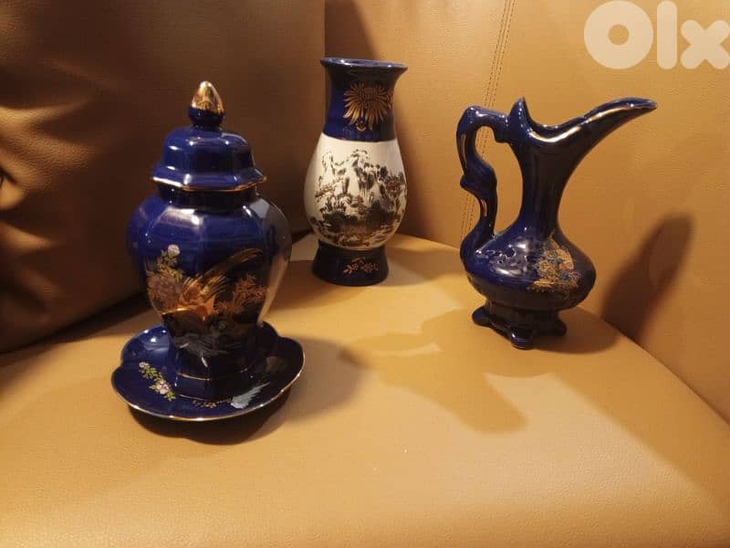 Vintage cobalt blue porcelain vases 3