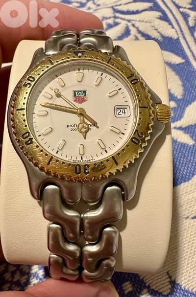 Vintage original Tag Heuer professional 200m sports watch