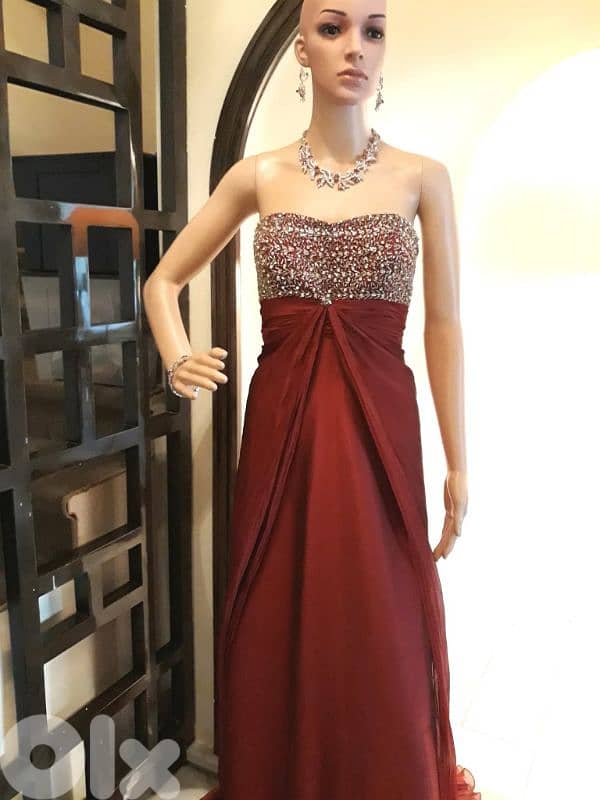 فستان سهره كتير مرتب ومميز 10