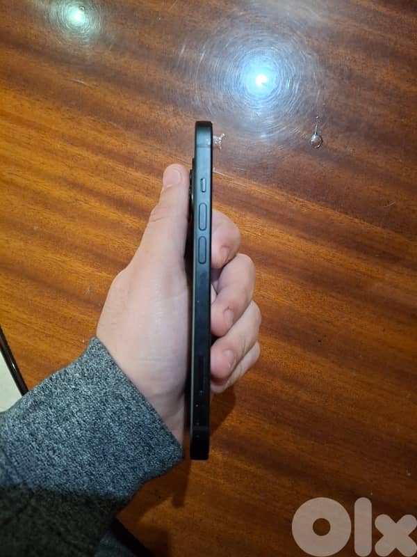 Used iphone 15 256gb 4