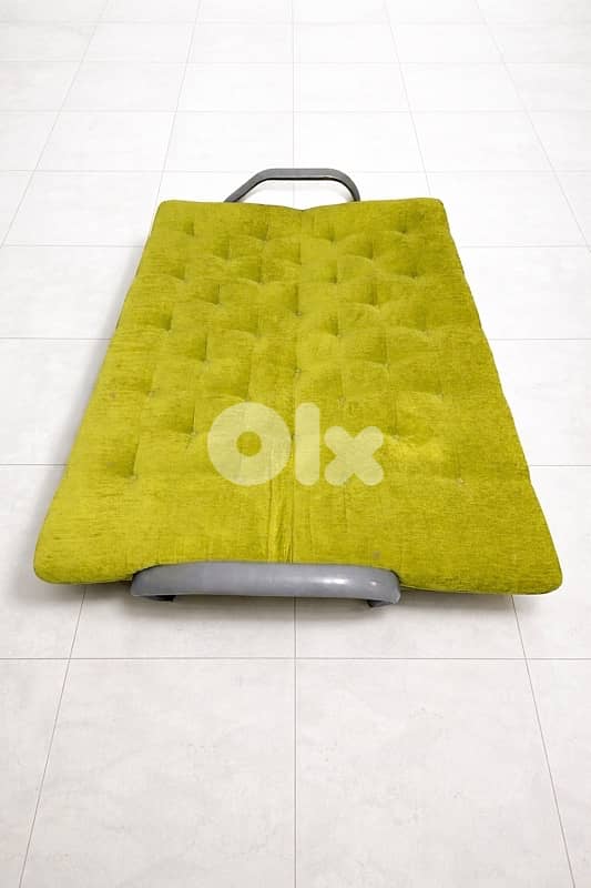 ADJUSTABLE BED/SOFA 1