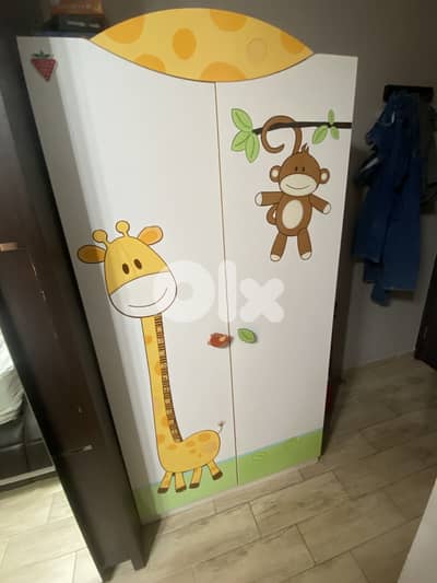 Kids closet and dresser Cilek