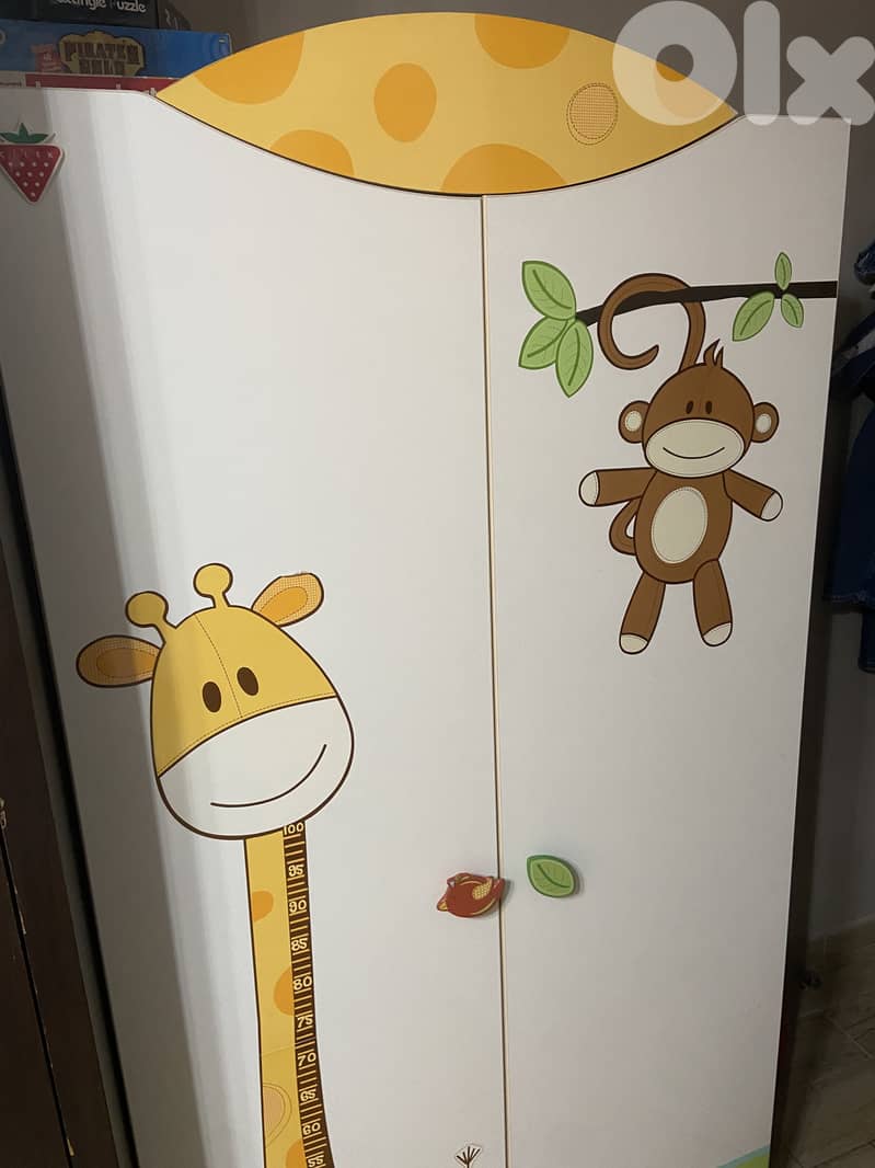 Kids closet and dresser Cilek 1