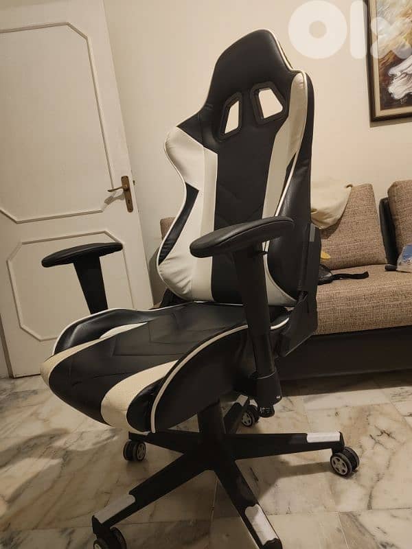 Gaming Chair (used) 2