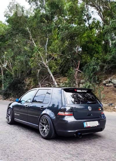 Volkswagen Golf 2000
