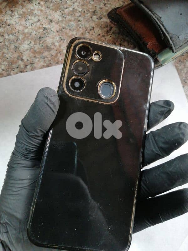 tecno spark 8c 6 GB/64 GB 1