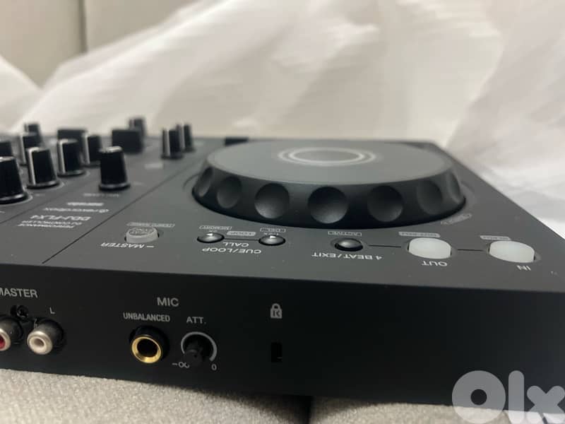 Pioneer DJ DDJ-FLX4 Serato and Record Box 7