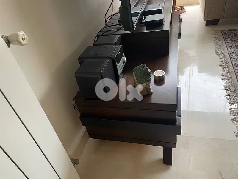 Wood TV unit 1