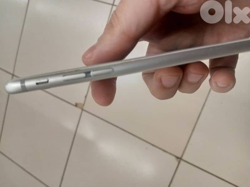 iphone 6 no scratches like new 2