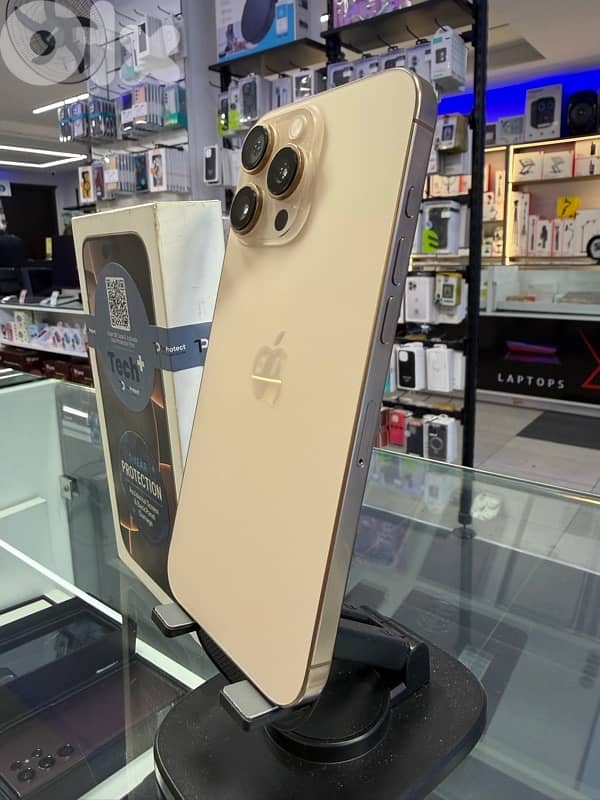 Apple iPhone 16 Pro Max 256GB – Like New 2