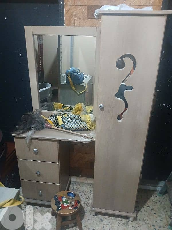 اوضة نوم طابقين سحاب كتير مرتبة ونظيفة 5