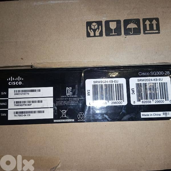 data switch cisco 24port new with input sfp port 1gb 1