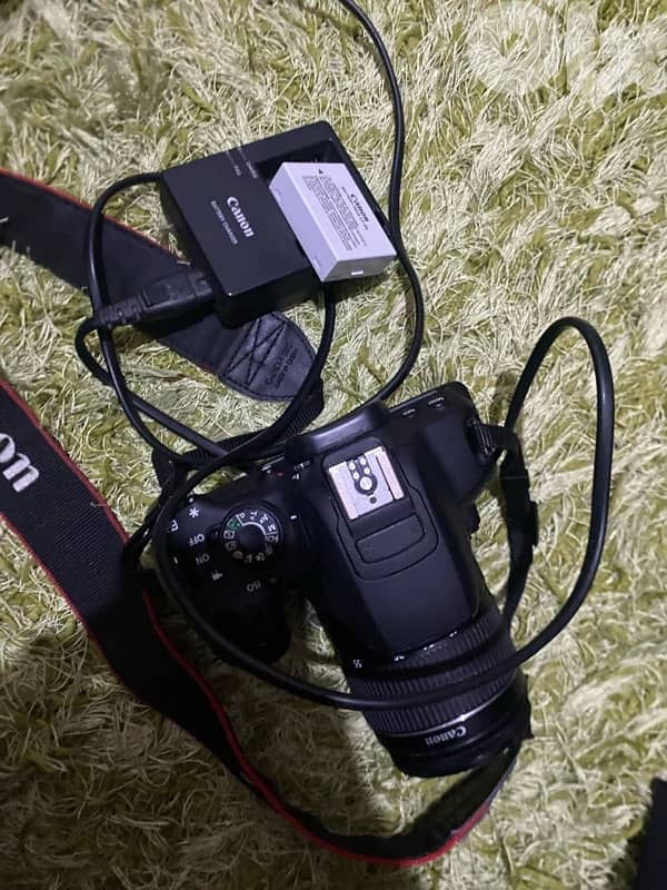 كاميرا كانون مستعملة 3