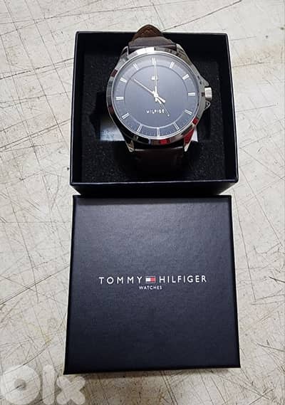 Tommy Hilfiger analog dress watch
