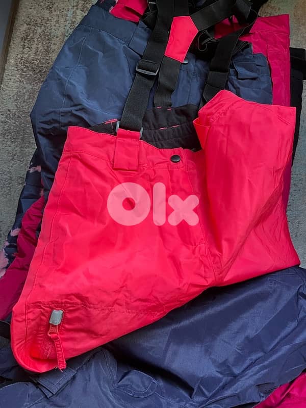 SKI PANTS NEW IN TAGسعر جملة few left 1