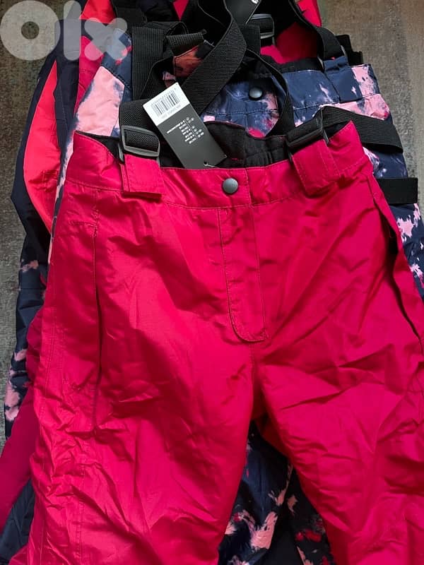 SKI PANTS NEW IN TAGسعر جملة few left 6