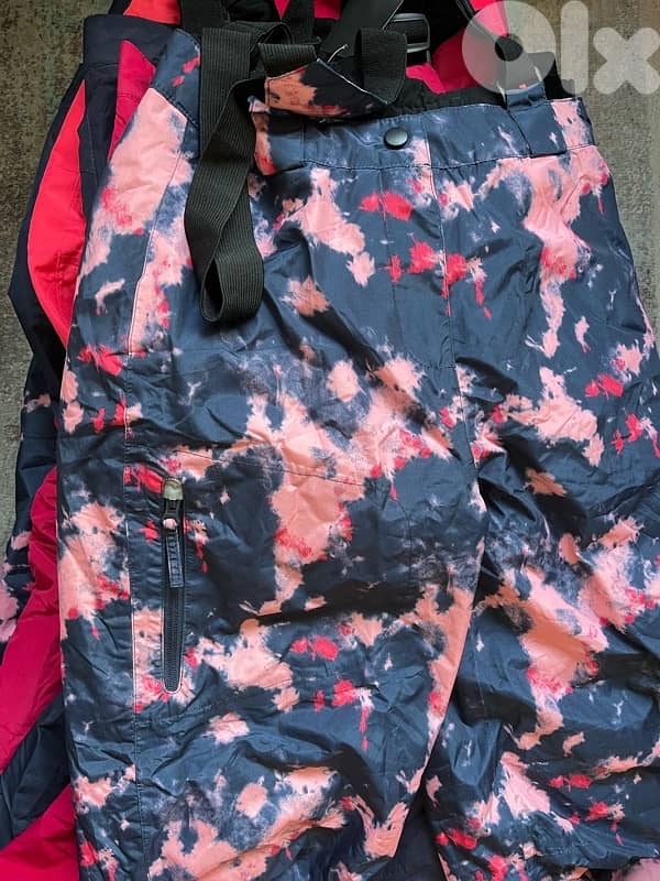 SKI PANTS NEW IN TAGسعر جملة few left 7