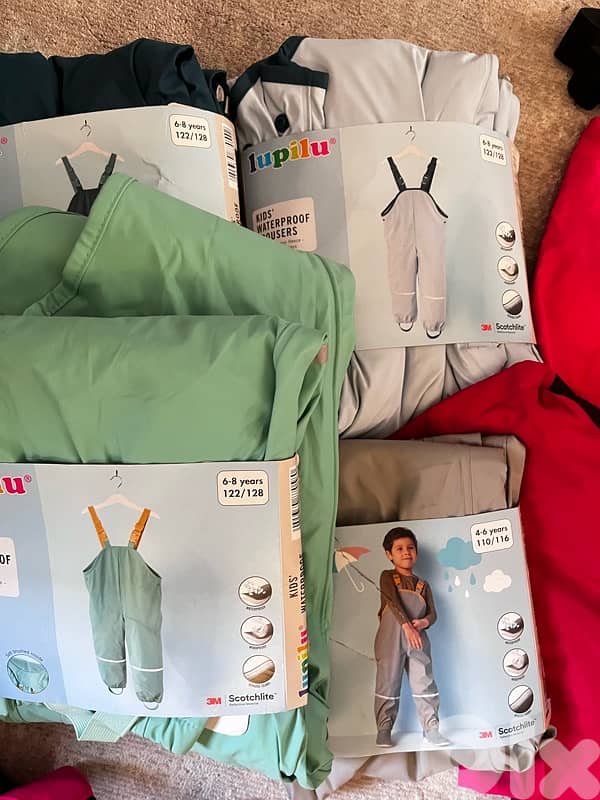 SKI PANTS NEW IN TAGسعر جملة few left 16