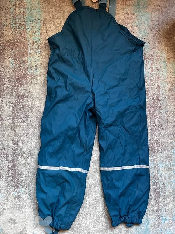 SKI PANTS NEW IN TAGسعر جملة few left 18