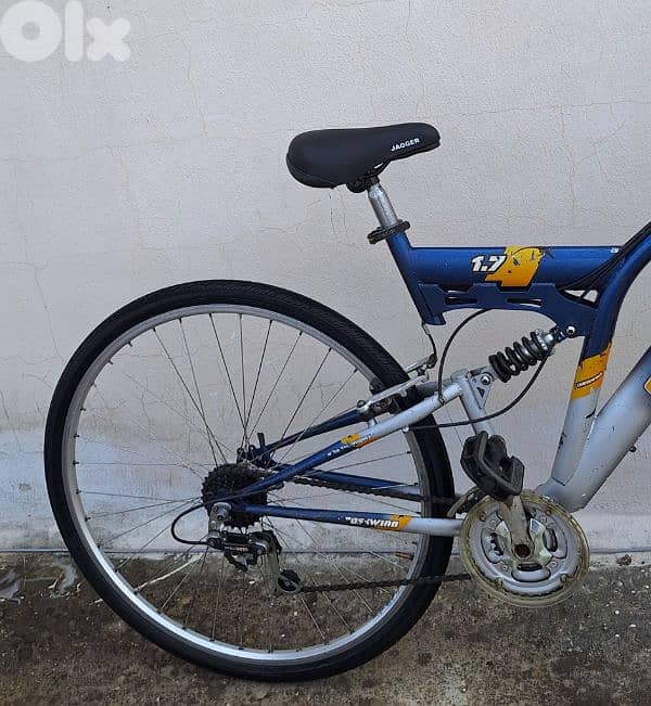 Cross bike iyess 28 b 90 $ 1