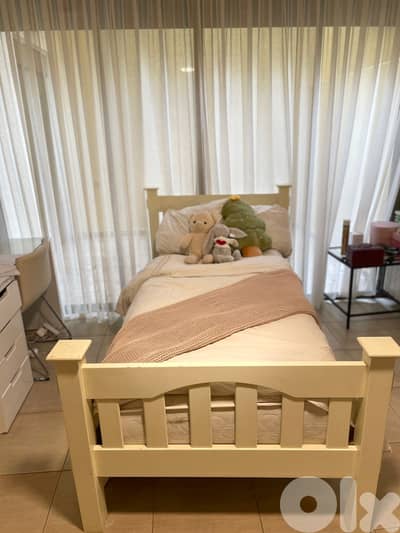 Pottery Barn 2 single beds