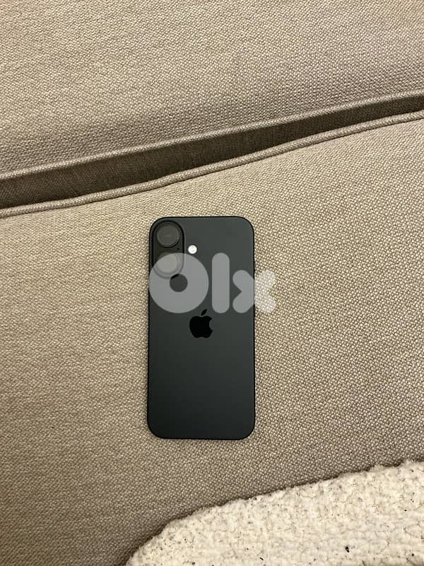iphone 16 128gb like new 1