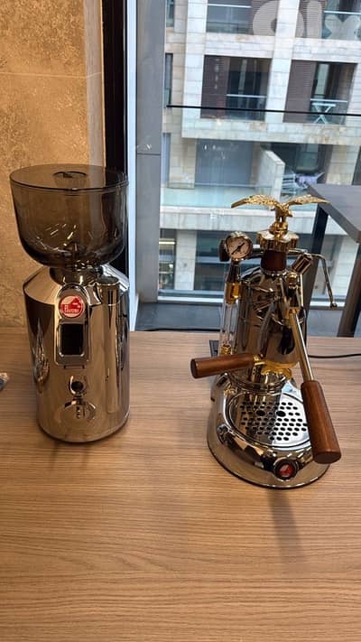 La Pavoni Cilindro coffee machine and  grinder.