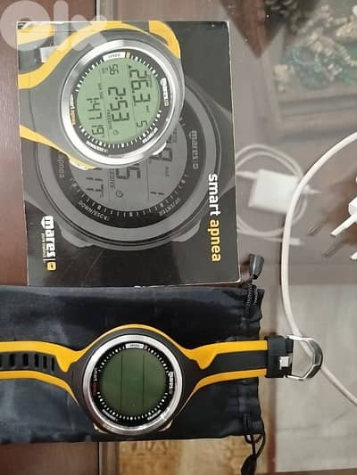 computer And scuba suit