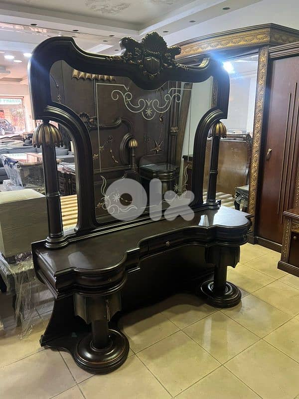 اوضة نوم ملكية مصرية خشب زان حفر ملبسة قشر 3