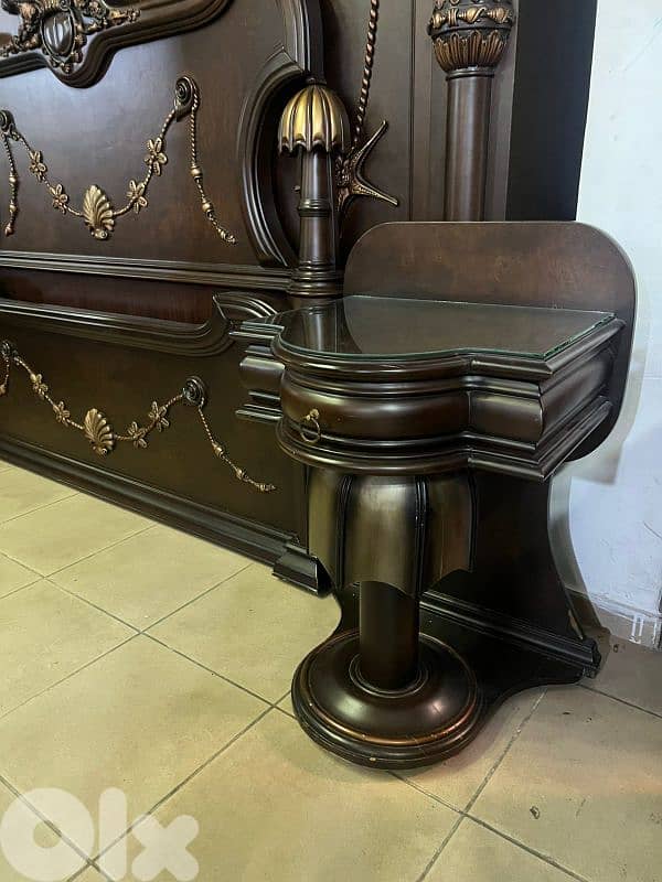 اوضة نوم ملكية مصرية خشب زان حفر ملبسة قشر 4