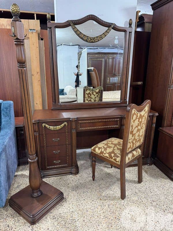 اوضة نوم مستوردة خشب زان ولاتي كلا ملبسة قشر 3