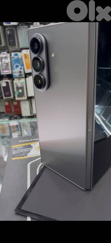 fold 7  512g like new silver warranty 2 years 1