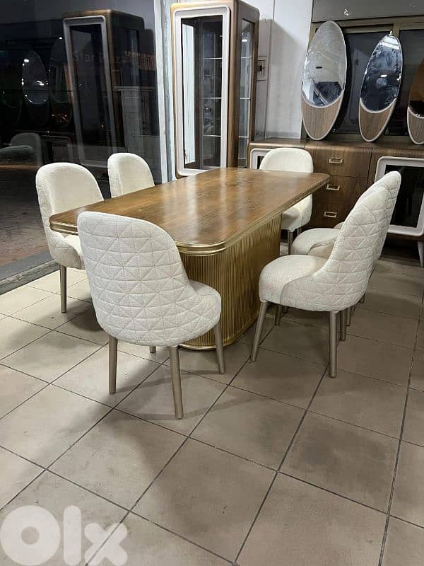 اوضة سفرة مودرن تركية شبه جديدة 1