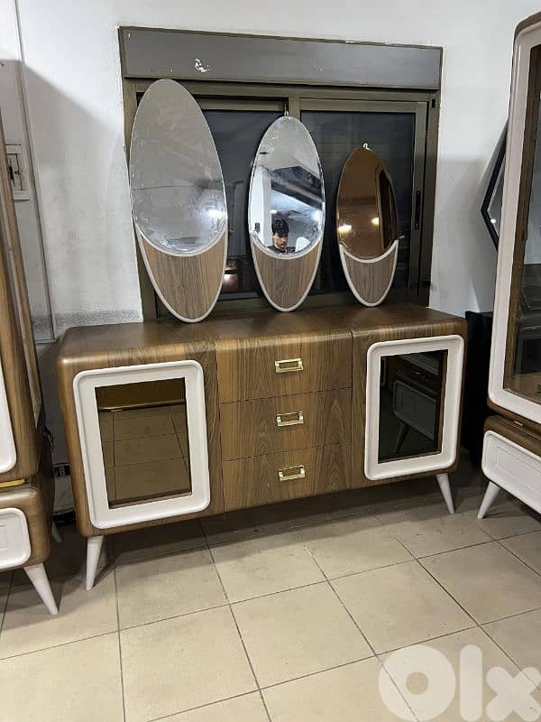 اوضة سفرة مودرن تركية شبه جديدة 2