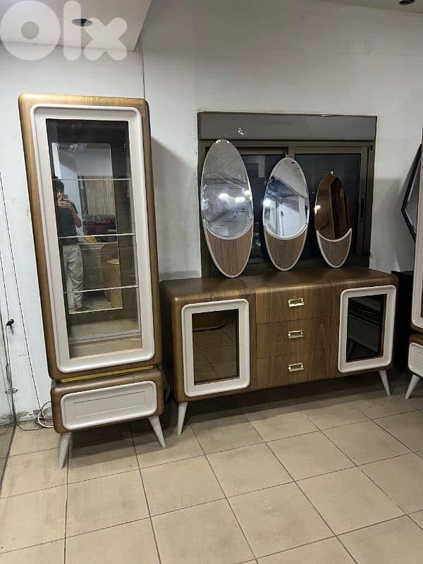 اوضة سفرة مودرن تركية شبه جديدة 3