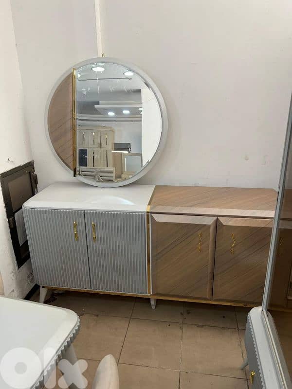 اوضة سفرة مودرن تركية شبه جديدة 1