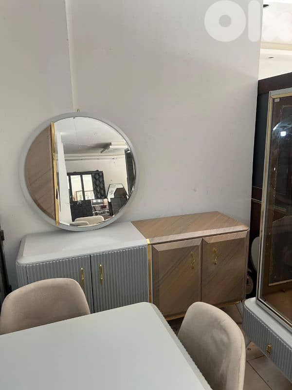 اوضة سفرة مودرن تركية شبه جديدة 4