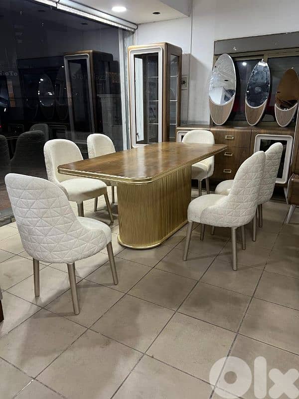 اوضة سفرة تركية كتير مرتبة ونظيفة شبه جديد 2